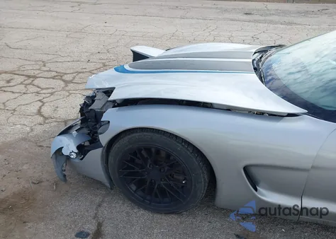 1998 Chevrolet Corvette из США, поврежденный, VIN 1G1YY32G5W5119917